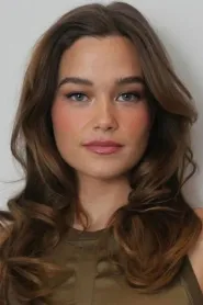 Sarah Catherine Hook as Sarah in People We Meet on Vacation