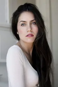 Katharina Sporrer as Karin in Immigration Game