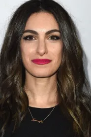 Jennifer Kaytin Robinson - Regizor in Do Revenge