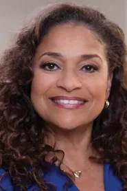 Debbie Allen - Regizor in Dolly Parton's Christmas on the Square