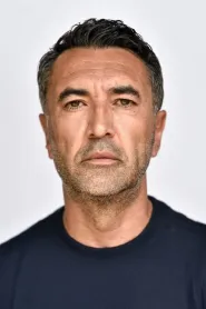 Mehmet Kurtuluş as Hazar in Big Game