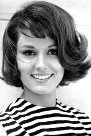 Paula Prentiss as Bobbie Markowe in The Stepford Wives