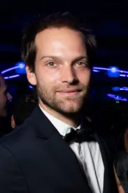 Andy Gillet as Jean-Baptiste Evan in Antique