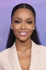 Yaya DaCosta as Tally in The Nice Guys