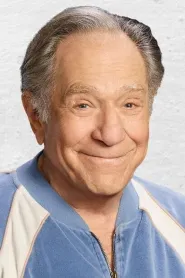 George Segal as Steven's Father in The Cable Guy