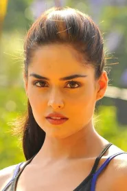 Nathalia Kaur as Anna in Rocky Handsome