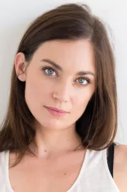 Carrie Finklea as Carrie in Elephant