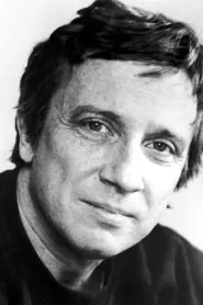 George Hearn as Peter Fitzsimmons in The Devil's Own