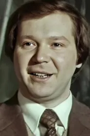 Mikhail Bychkov as Otryad Arseneva in Dersu Uzala