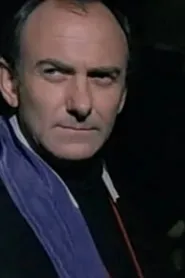 Tom Signorelli as Vincent Attaglia in Thief