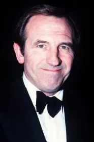 Leonard Rossiter as Dr. Andrei Smyslov in 2001: A Space Odyssey