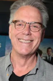 Raja Gosnell - Director in Scooby-Doo