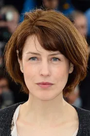 Gina McKee as Bella in Notting Hill