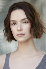 Alex Essoe as Julia in The Pope's Exorcist