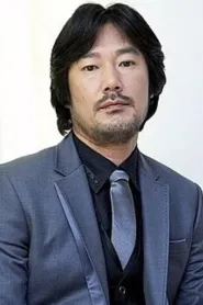 Baek Jong-hak as Go Hyeong-seok in Memento Mori