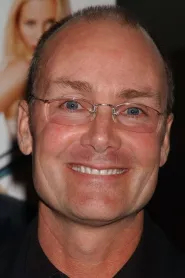 Les Mayfield - Regizor in Code Name: The Cleaner