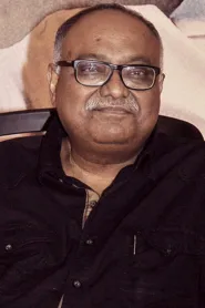 Pradeep Sarkar - Director in Lafangey Parindey