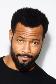 Isaiah Mustafa as Mike Hanlon in It Chapter Two