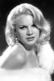 Carroll Baker as Ilsa in The Game