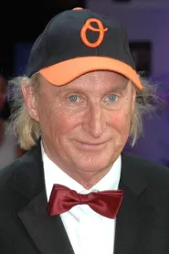 Otto Waalkes as Bubi in 7 Dwarves: The Forest Is Not Enough