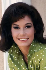 Mary Tyler Moore as Beth Jarrett in Ordinary People