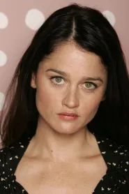 Robin Tunney as Sarah in The Craft