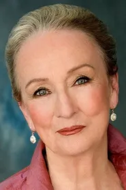 Kathleen Chalfant as Pam Frailes in Duplicity