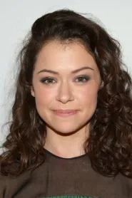 Tatiana Maslany as Lucy in Two Lovers and a Bear
