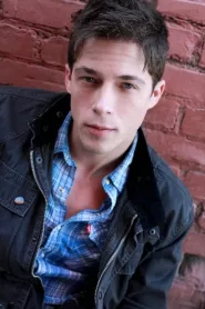 Shawn Roe as Derrick in Please Stand By
