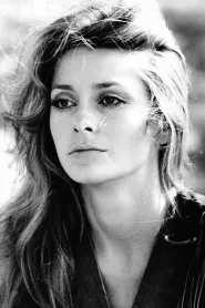 Elizabeth Ashley as Dallas in Stagecoach