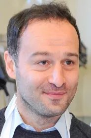 David Vadim as Cortez in G.I. Jane