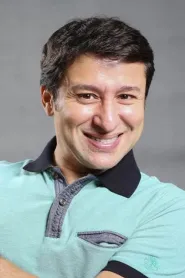 Tadeu Mello as Cabo Citonho in Lisbela and the Prisoner