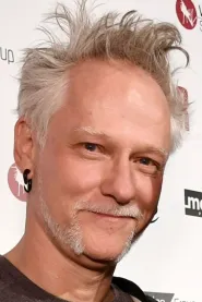 Stephen Norrington - Regizor in Death Machine