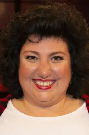 Meltem Kaptan as Museum Director in School of Magical Animals 3