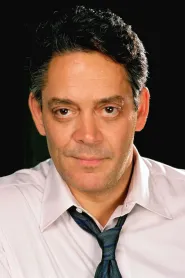 Raúl Juliá as Ray in One from the Heart