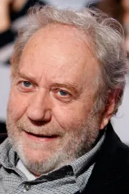 Jackie Berroyer as M. Bartel in Calvaire