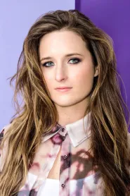 Grace Gummer as Megan in Standing Up, Falling Down
