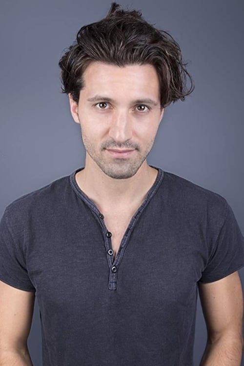 Adam Bucci - Acting Profile Photo