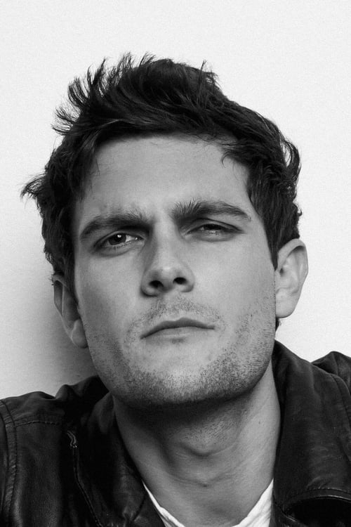 Dylan McTee - Acting Profile Photo