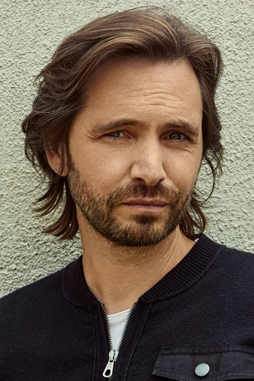 Aaron Stanford - Acting Profile Photo