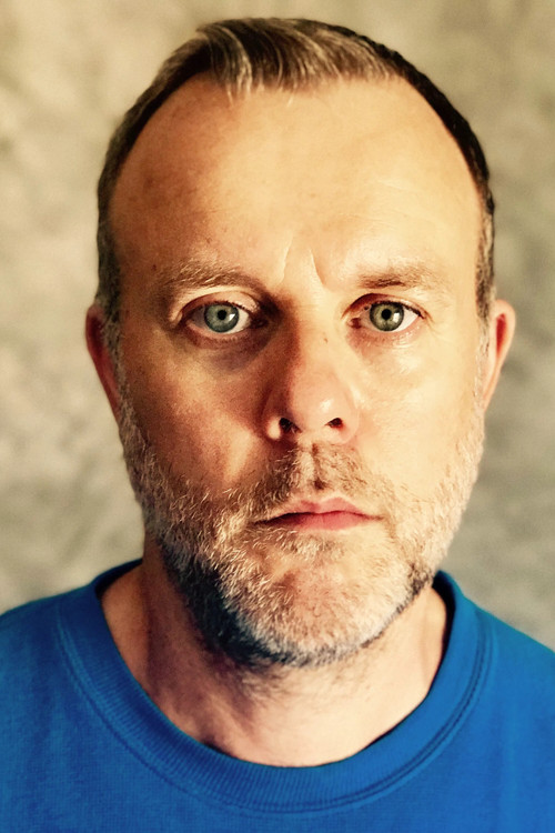 Saul Dibb - Regizor in Suite Française