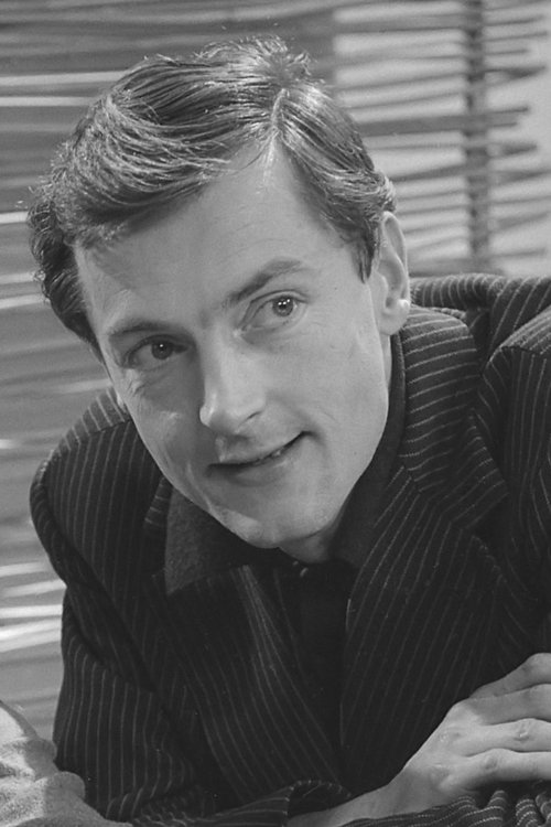 Van Doude - Acting Profile Photo